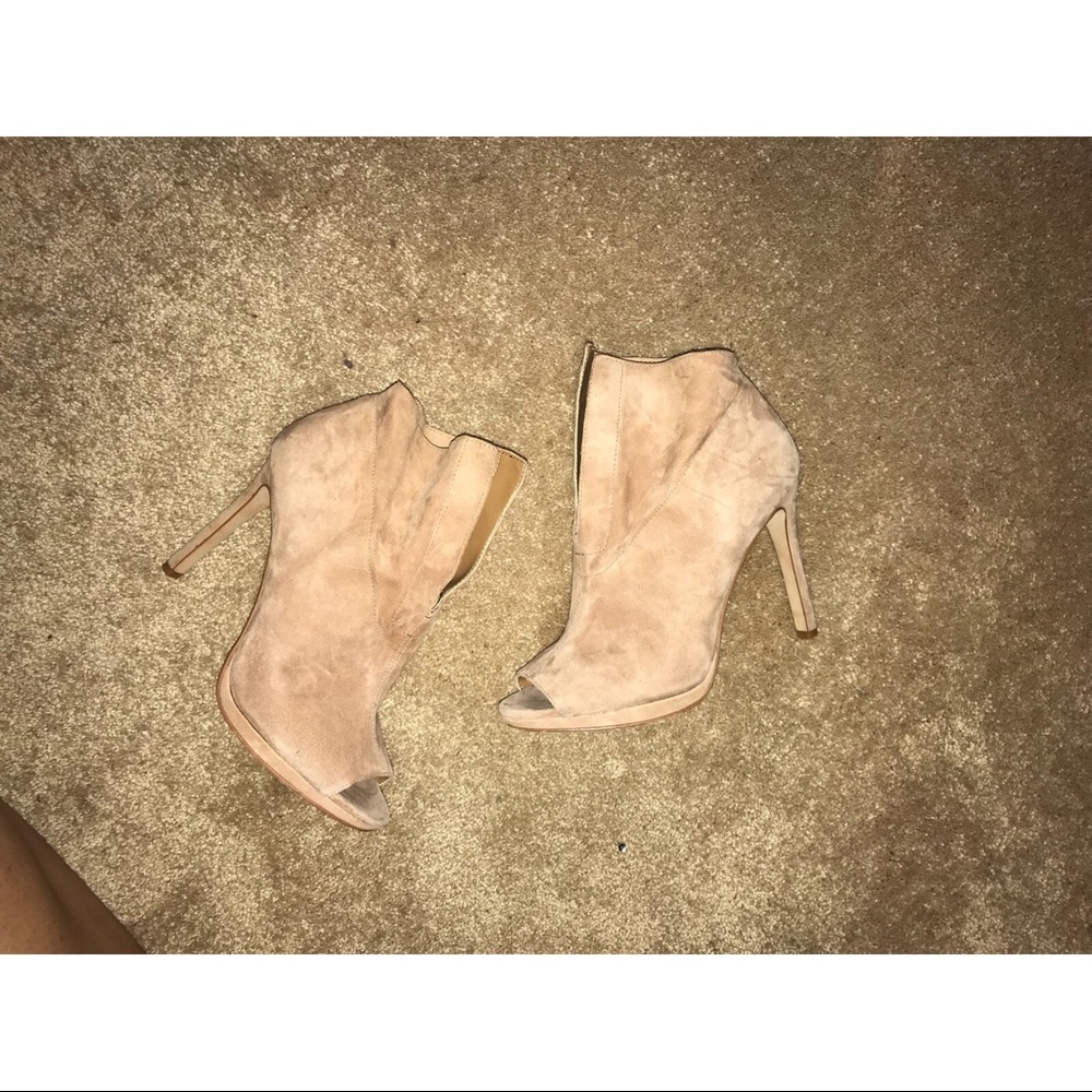 Vince Camuto Booties